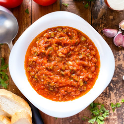 Southern-Style Spanish Tomato Sauce | Salsa De Tomate A La Andaluza