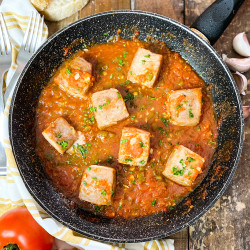 Spanish Tuna In Tomato Sauce | Atun En Tomate De Cádiz Recipe