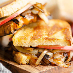 Apple Balsamic Onion Grilled Cheese