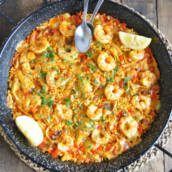 Spanish Paella Recipe With Shrimp &amp; Artichoke Hearts