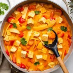 Vegan Pineapple Curry (thai-inspired)