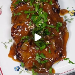 Steaks De Chou Rave À La Sauce Brune