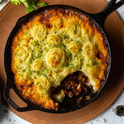 Shepherd&apos;s Pie | Lodge Cast Iron