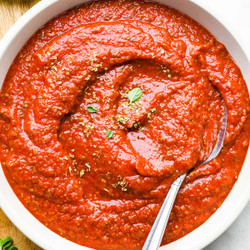 Easy Homemade Pizza Sauce Recipe