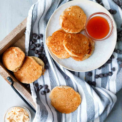 Easy Sourdough Crumpets (4 Ingredients)