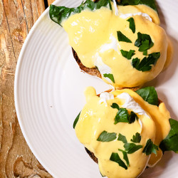 Healthy Eggs Benedict