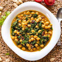 Catalan Spinach &amp; Chickpeas | Garbanzos Con Espinacas A La Catalana