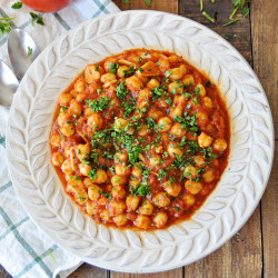 Spanish Chickpeas With Spicy Paprika Tomato Sauce