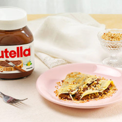 Crepes de Nutella® e avelãs