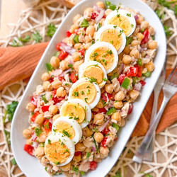 Chickpea Salad With Tuna &amp; Eggs