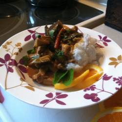 Thai Red Curry Chicken And Eggplant (aubergine)