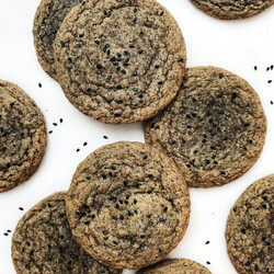 Chewy Black Sesame Olive Oil Cookies