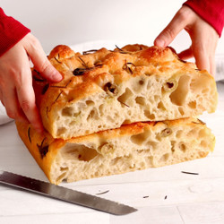 Big Bubble No-knead Focaccia