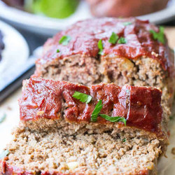 Whole30 Paleo Meatloaf {with Whole30 Ketchup!}