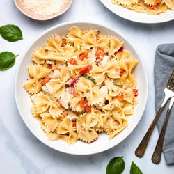 Bruschetta Chicken Pasta (IP)