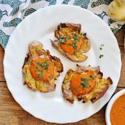 Crispy Smashed Potatoes With Spanish Mojo Picon Sauce