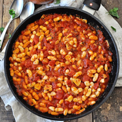 Spanish White Beans With Chunky Tomatoes &amp; Paprika