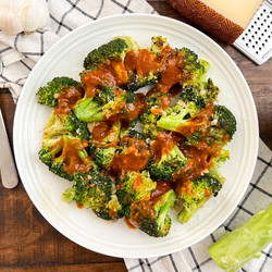 Garlic Broccoli With A Kick Of Spicy Sauce