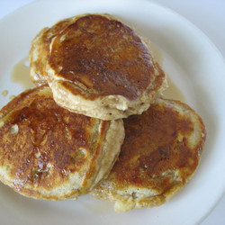 Banana Bread Pancakes