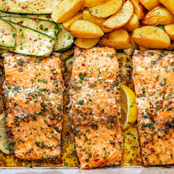 Salmon Sheet Pan Dinner