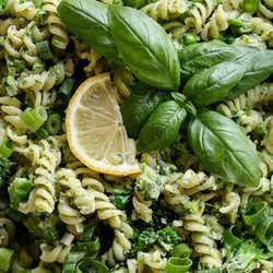 Creamy Green Leek &amp; Pea Pasta