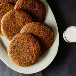 Molasses Clove Cookies