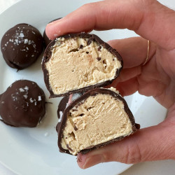 Peanut Butter Greek Yogurt Bites