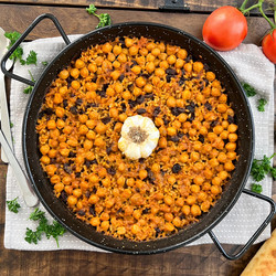 Baked Rice With Chickpeas &amp; Raisins | Arròs Amb Panses I Cigrons