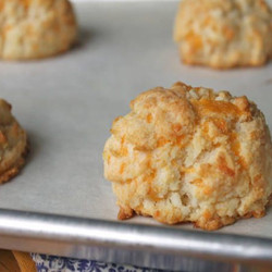 Gluten-free Tuesday: Cheddar Biscuits Recipe