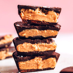 Easy Homemade Peanut Butter Cups