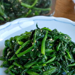 Siguemchi Namul - Korean Spinach | Stella an Spice