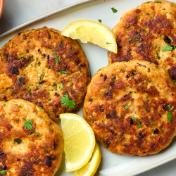 Salmon Patties With Lemon Aioli