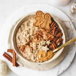 Gingerbread Oatmeal [vegan, Gluten Free]