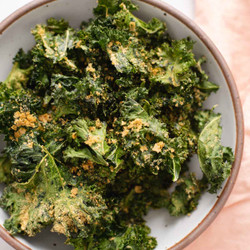 Nutritional Yeast Kale Chips