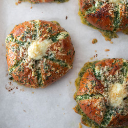 Easy Korean Cream Cheese Garlic Bread