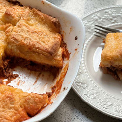 My Mom&apos;s Pizza Breadstick Casserole