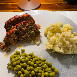 Mom&apos;s Down-Home Meatloaf