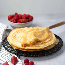 Classic French Crepes (Easy Crepes Recipe)