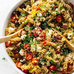 The Best Easy Pasta Salad