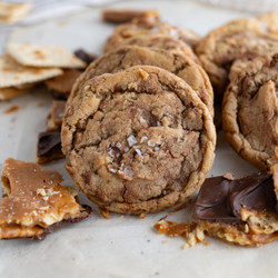 Christmas Crack Cookies
