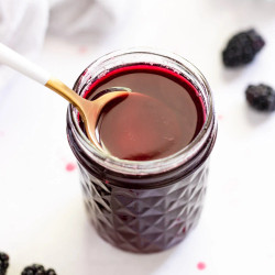 10-minute Blackberry Simple Syrup