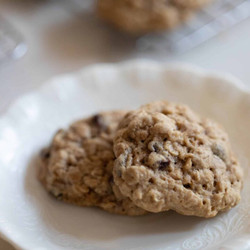 Sourdough Oatmeal Cookies