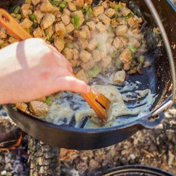 Campfire Chile Verde | Lodge Cast Iron