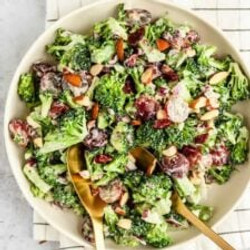 The Best Vegan Broccoli Salad