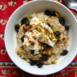 Steel Cut Oats With Ricotta, Pistachios &amp; Raisins - Healthy Oatmeal