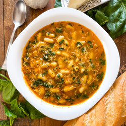 Spanish White Bean &amp; Spinach Soup