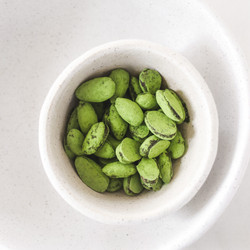 3-ingredient Matcha Dusted Chocolate Almonds (vegan, Gluten Free, Refined Sugar Free)