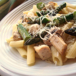 Penne With Chicken And Asparagus