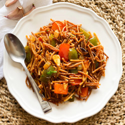 Spanish Fideos With Vegetables