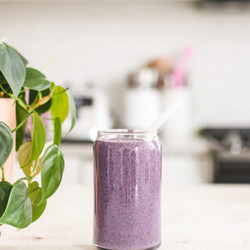 Blueberry Cheesecake Smoothie